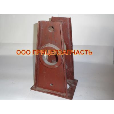 Кронштейн оси балансира ЧМЗАП 99858-2918058 Кронштейн оси балансира ЧМЗАП 99858-2918058